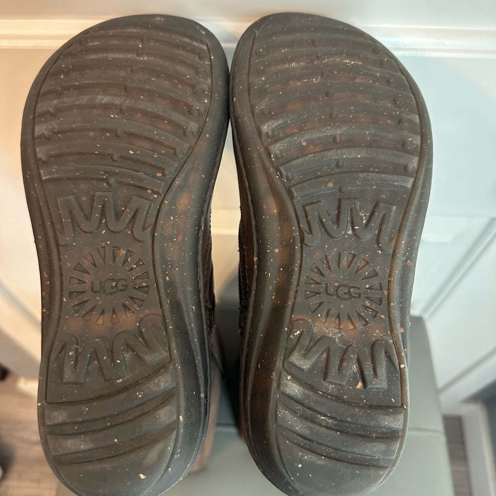 UGG Woman’s Rosen Roding Boots - Picture 8 of 8